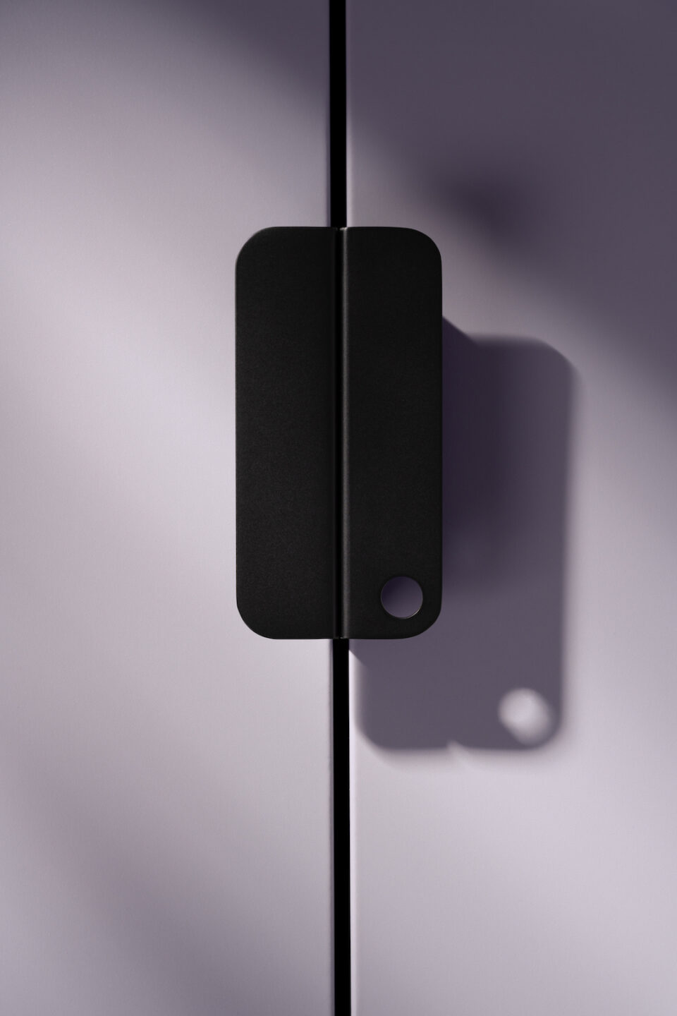 Czarny uchwyt krawędziowy EDIT