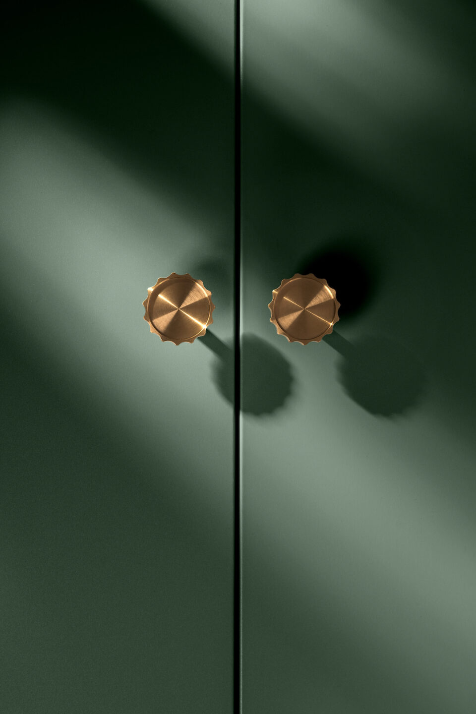 Mosiężna gałka LEXI L