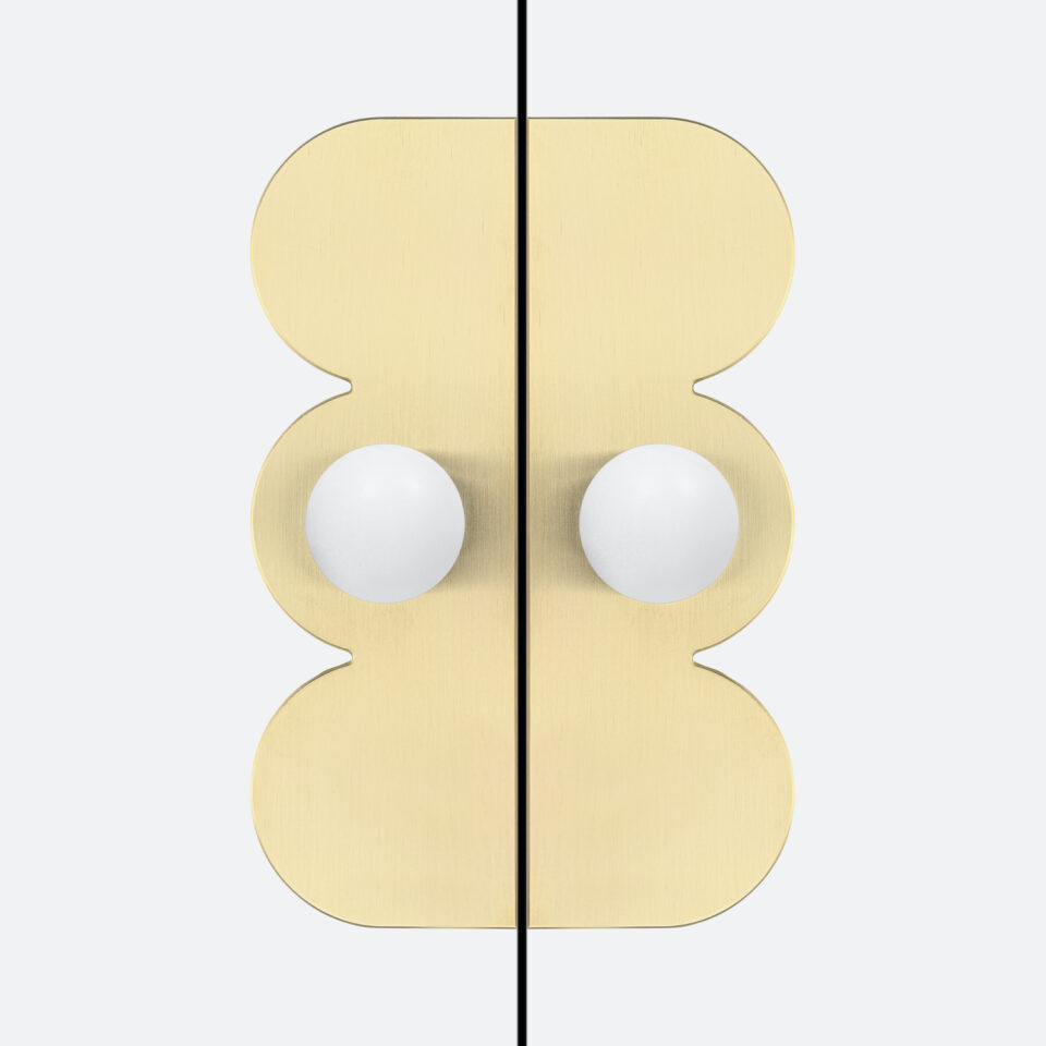 handle with brass plate